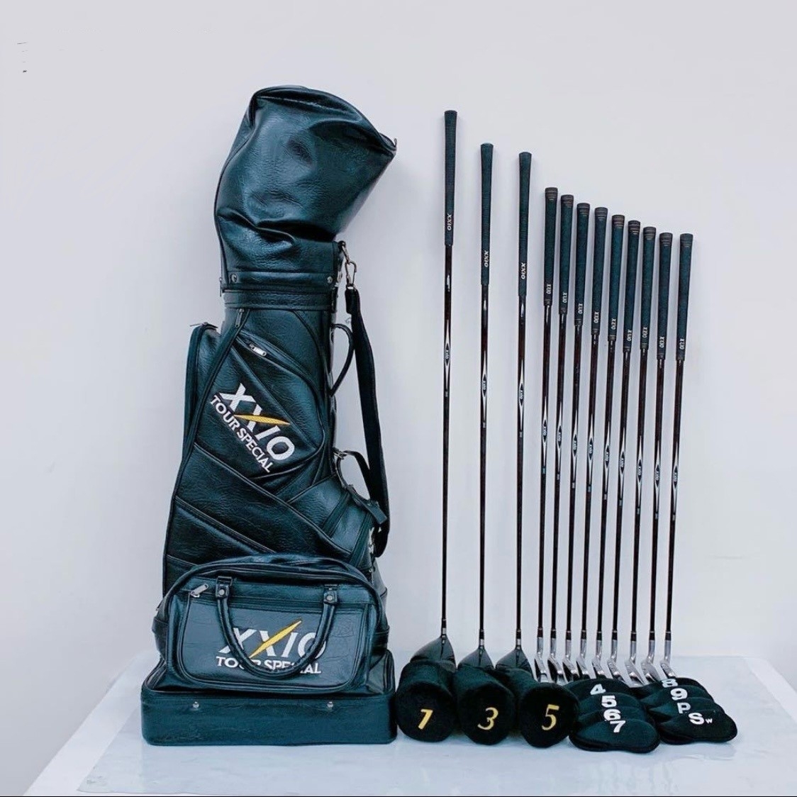 XXIO ゼクシオ ゴルフクラブセット 型番：MP300